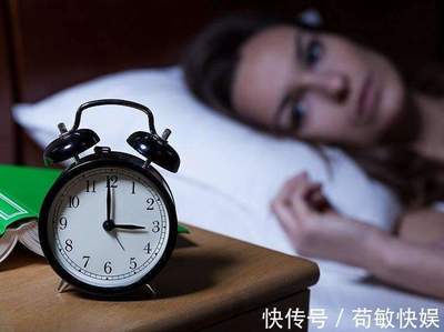 新生儿深度睡眠的表现